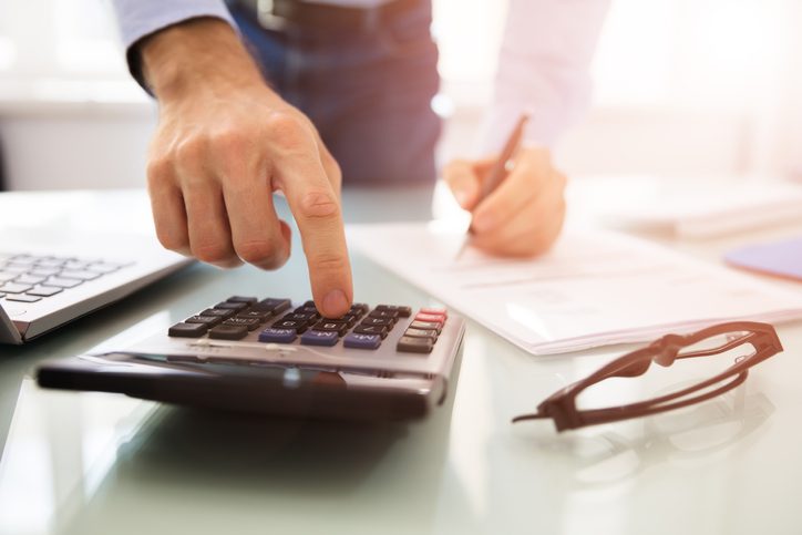 Gastos e impuestos al vender una vivienda: ¿Cuánto dinero obtienes realmente?
